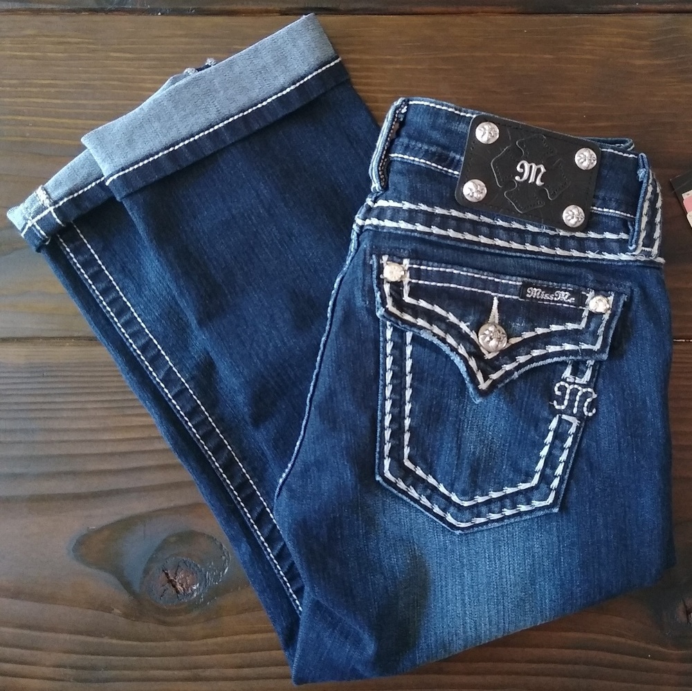 Miss Me Signature Capri Jeans NWT